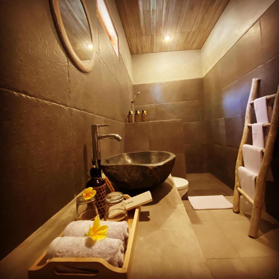 Golden Garuda Cottages Polilit 外观 照片
