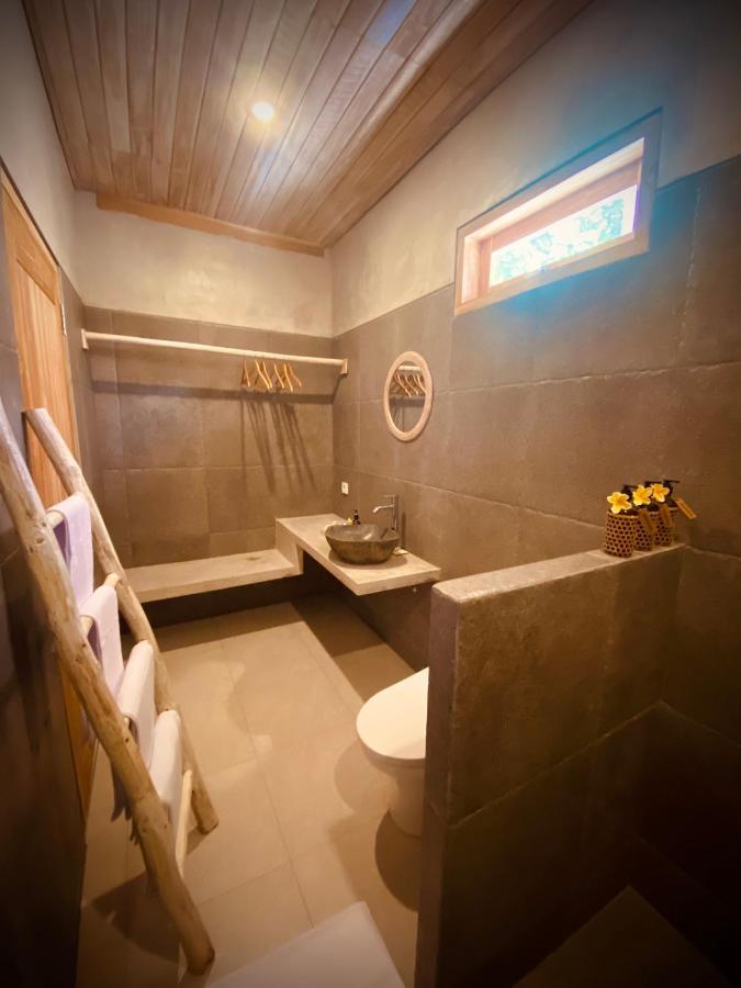 Golden Garuda Cottages Polilit 外观 照片
