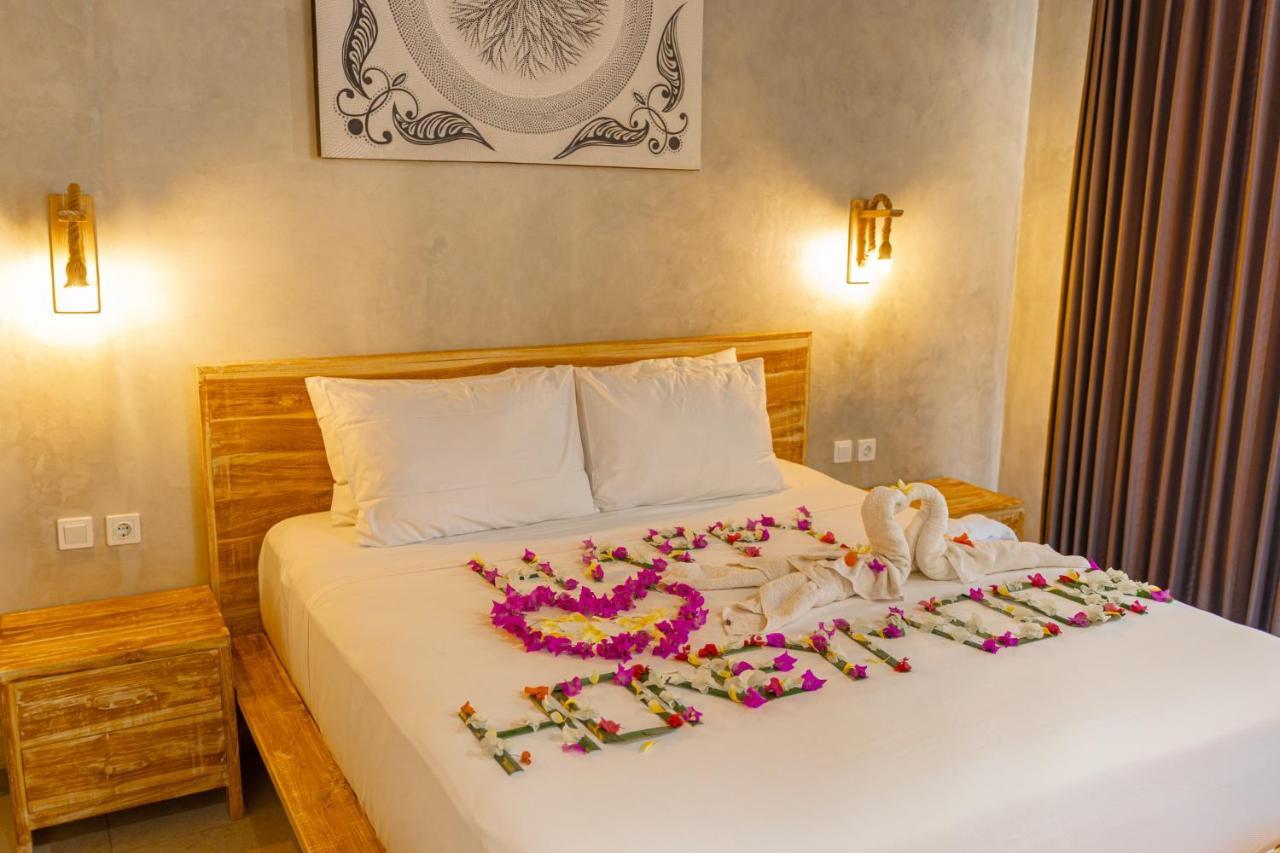 Golden Garuda Cottages Polilit 外观 照片
