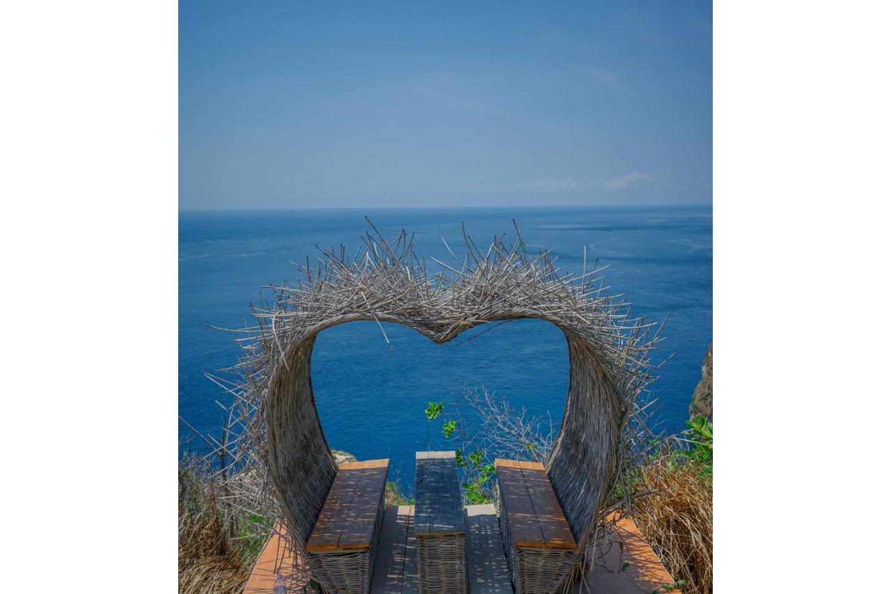 Golden Garuda Cottages Polilit 外观 照片