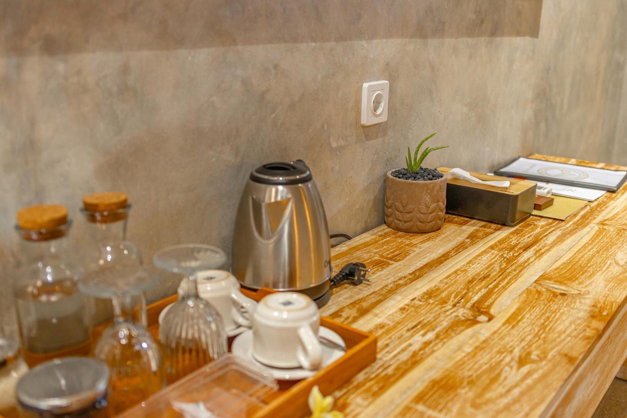 Golden Garuda Cottages Polilit 外观 照片
