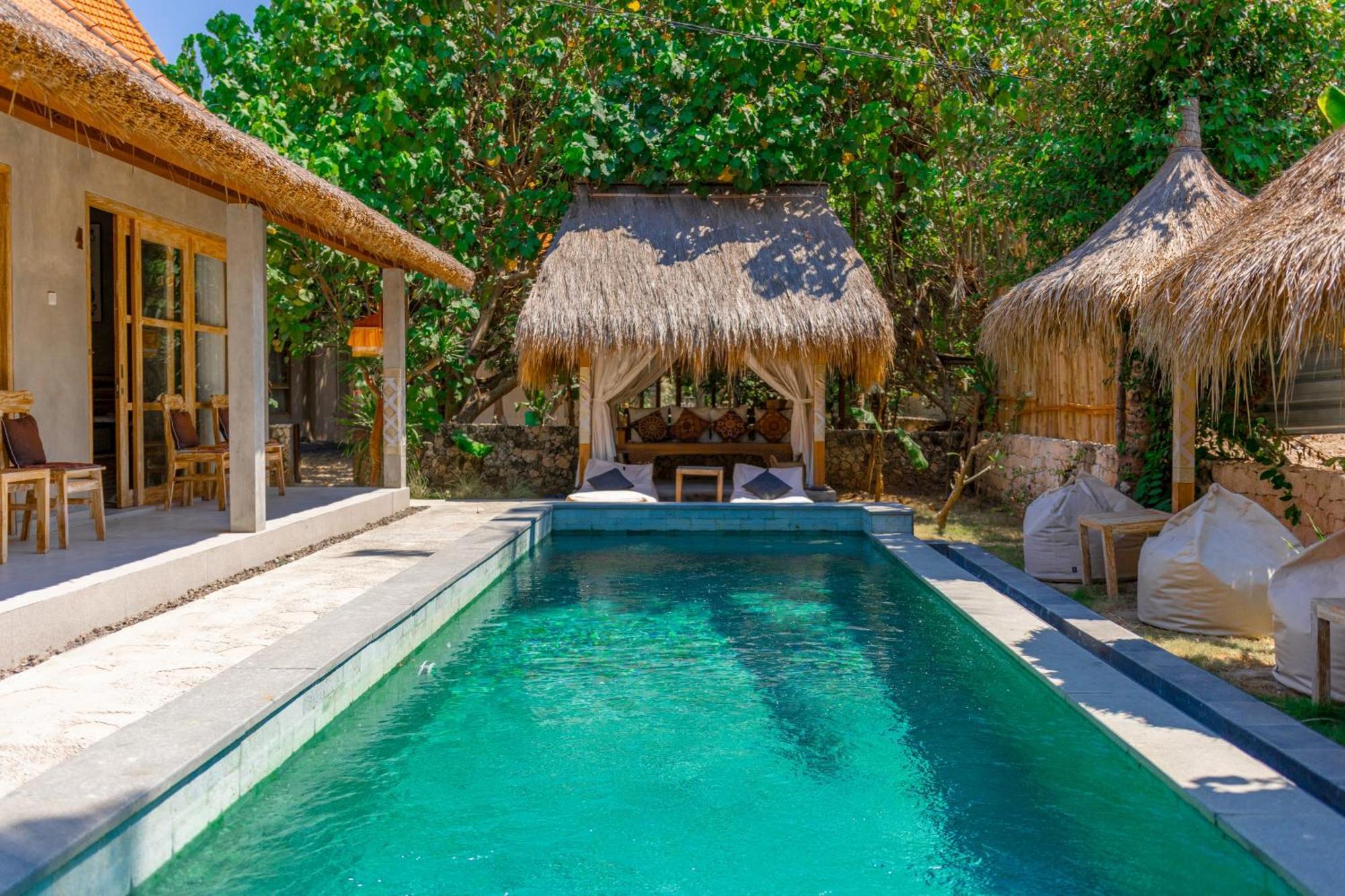 Golden Garuda Cottages Polilit 外观 照片